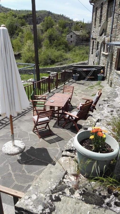 Hostal Amanitis Stone House Kipoi Exterior foto